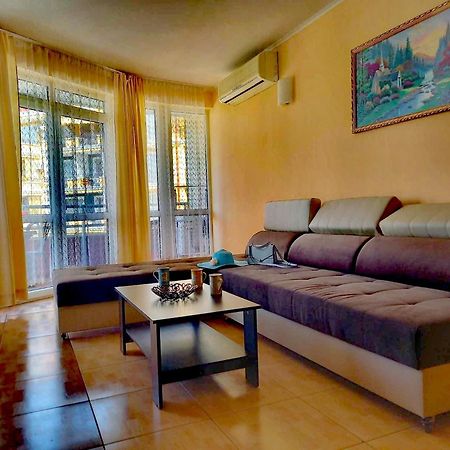Central Plaza Apartment Sunny Beach Dış mekan fotoğraf